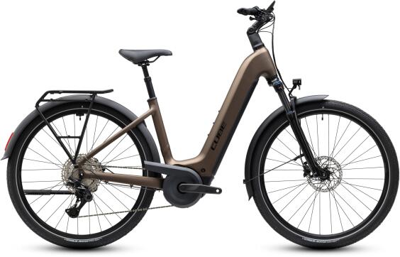 Cube 27 Touring Hybrid Pro 800