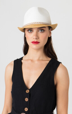Pia Rossini Hat Meghan