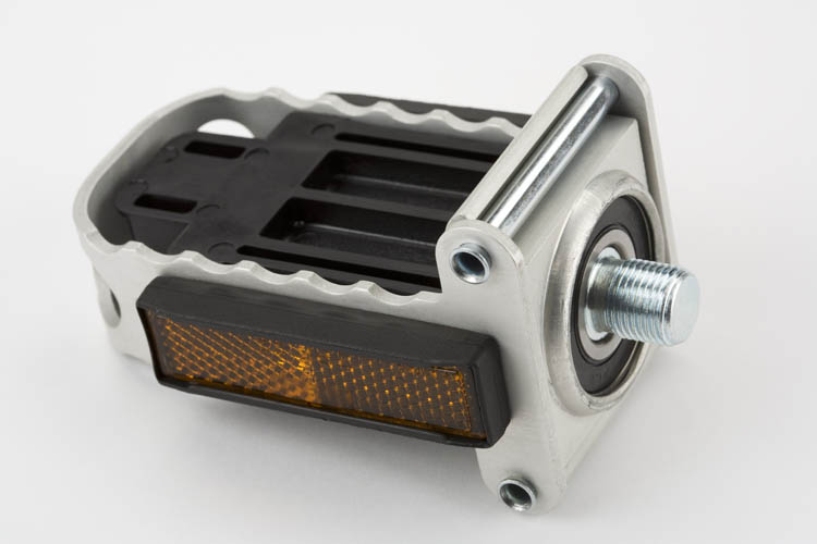 folding pedals