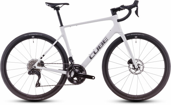 Cube Bikes Attain C:62 Slx