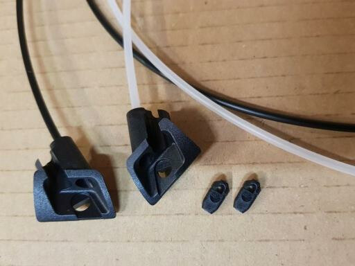 Giant Headtube Cable Guide